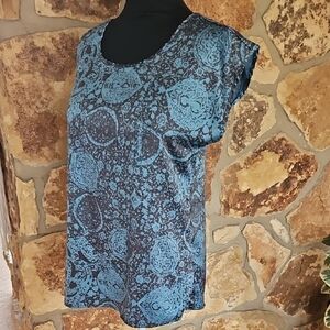 The Limited Silken Floral Blue Top SzM